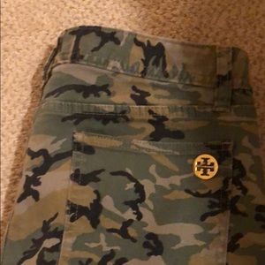Tory Burch Camo cropped jeans
